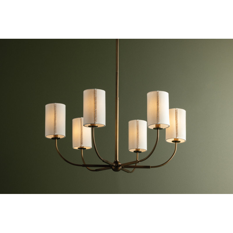 Teddy Chandelier, 30