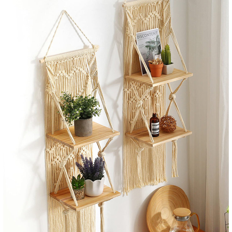 Alexeis Floating Shelf