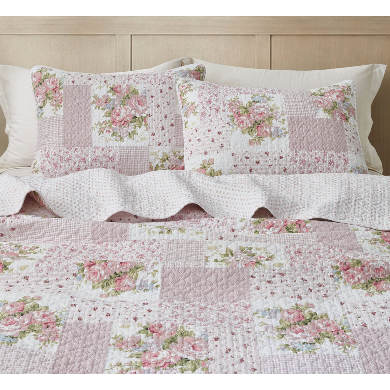 King Pink Cotton Reversible Floral Quilt Set