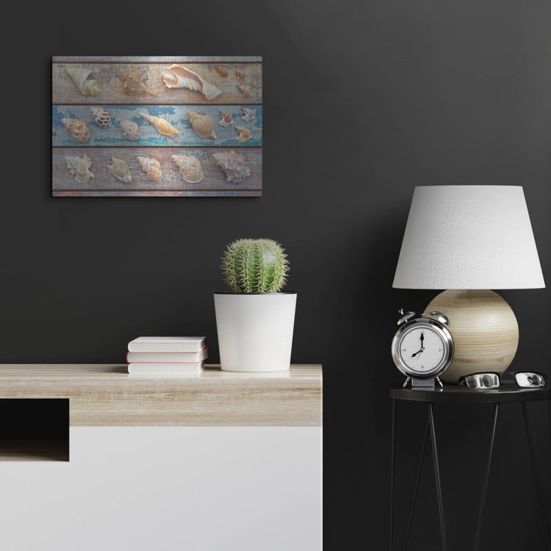 «Sea Snail Shells» par Cora Niele, H 16 po x l 24 po