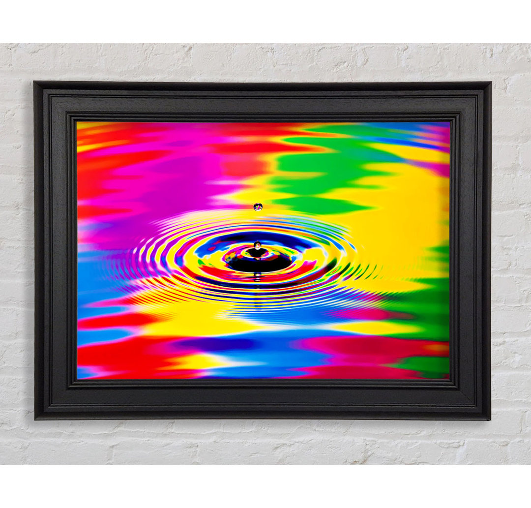 Rainbow Water Ripple Gerahmter Druck