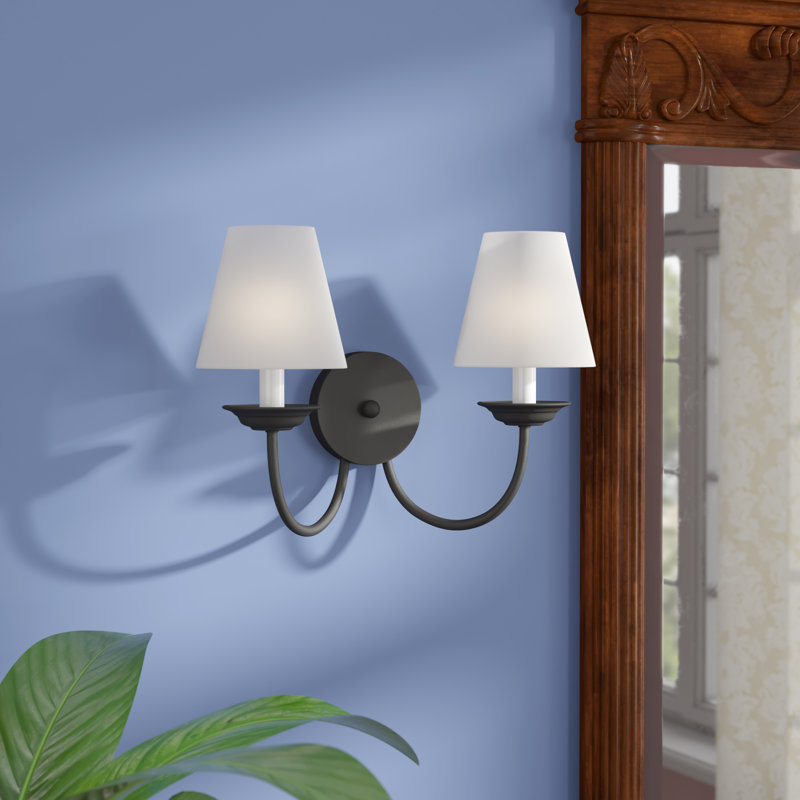 Ralanda Armed Sconce, Black