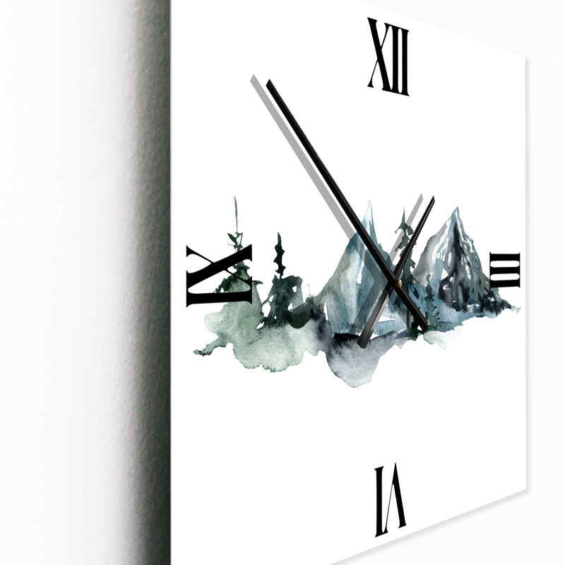 Horloge murale Minimalistic Winter Mountains and Fir Forest III, Moyen