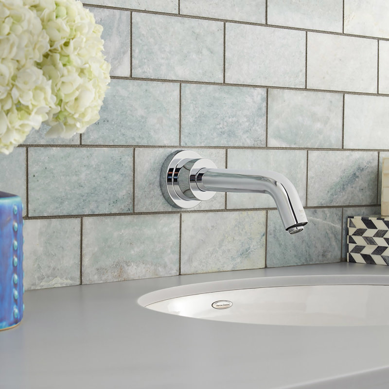 Robinet de salle de bain mural Serin