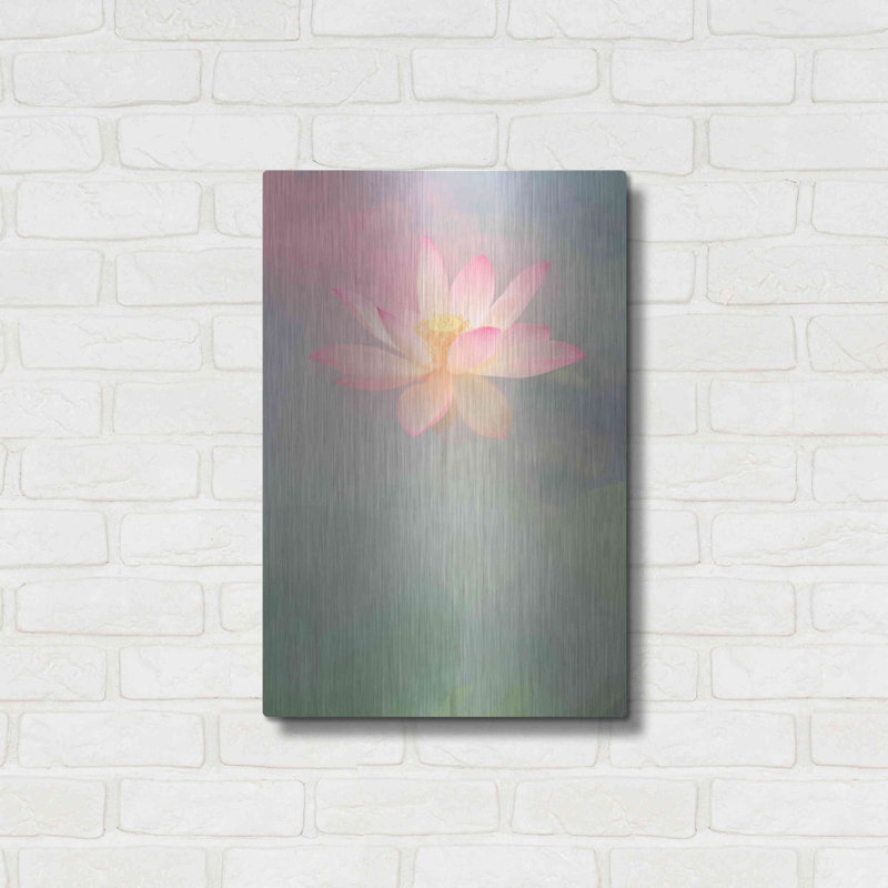 «Pink Passion» par Bahman Farzad - impression sans cadre sur métal, H 24 po x l 16 po x P 0,13 po
