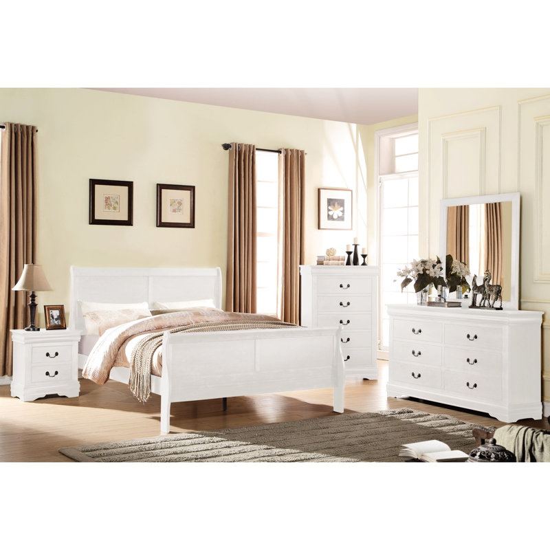 Grand lit de teinte blanche, style classique avec solution de rangement pour tiroir, quincaillerie en nickel brossé, sommier nécessaire pour le soutien, structure de cadre en bois de pin, mobilier de chambre contemporain