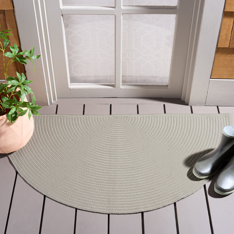 Tapis d'intérieur tissé à la main Amaya, Demi-cercle 2 pi 0 po x 4 pi 0 po