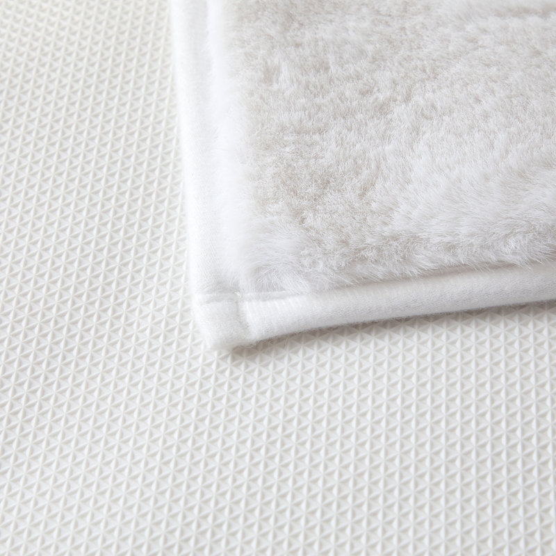 Rectangle Yiting 30 X 46" Area Rug with Non-Slip Backing