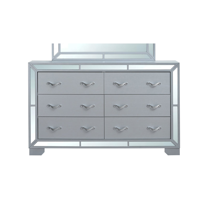Bellomy 6BE51AE292744F5D9D3EA640CA43C694 Dresser , Silver