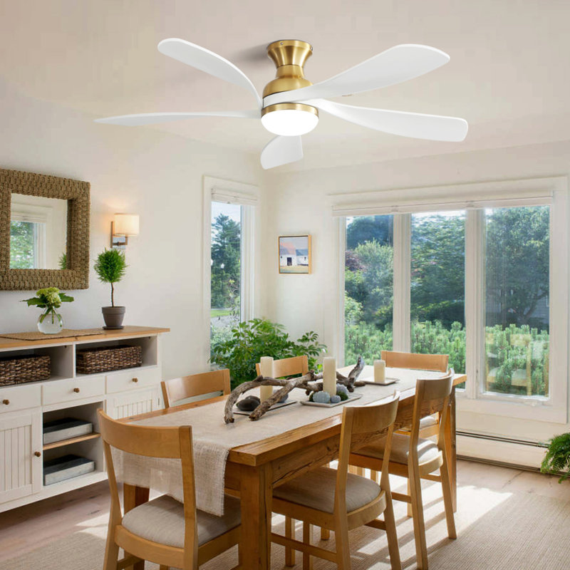 Ventilateur de plafond 52 pouces avec 3 lumières DEL à intensité variable réversible et silencieuse, moteur à courant continu et télécommande sans fil