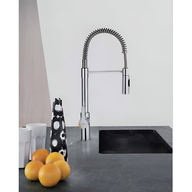 Piralla Arena Pull Down Kitchen Faucet