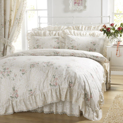 Newcastleton Cotton Blend, Polyester Floral Duvet Cover Set with Pillowcases Included