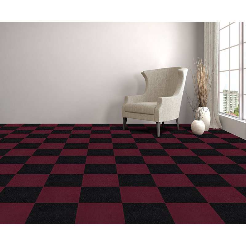Carreau de tapis auto-adhésif 12 po x 12 po Freize, Noir