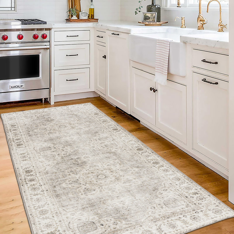 Tapis beige ivoire lavable à la machine Vintage Lefkothea Joy, Tapis de couloir 2 pi 6 po x 6 pi, Beige Ivory