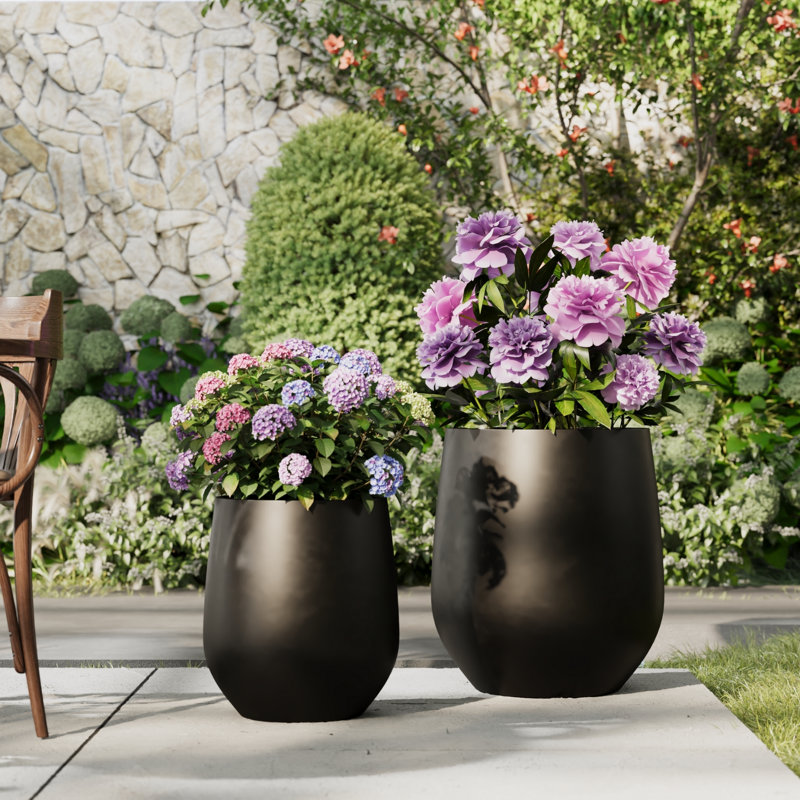 Signature Genthner 1-Piece Fiberstone Tapered Planter For Indoor/Outdoor, Black, 21.7" H x 20" W x 20" D