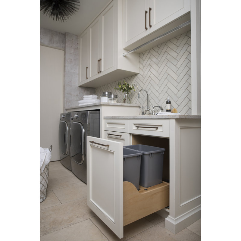 Natural Maple Dual Pull-Out Trash Can with Soft-Close Slides