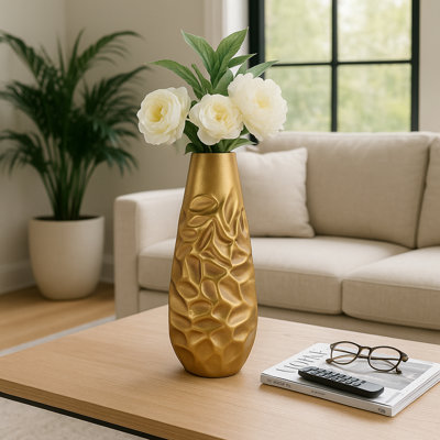 Vase décoratif en métal texturé pour décoration intérieure
