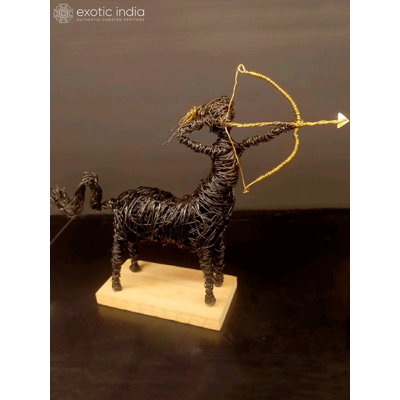 People Figurines & Sculptures