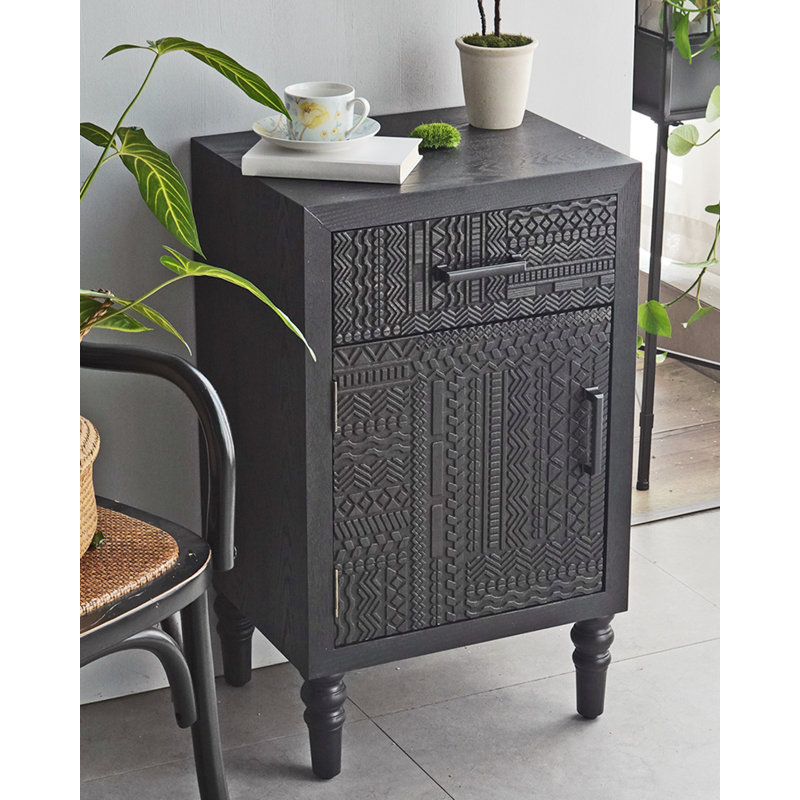 Porte d'armoire à motifs simple