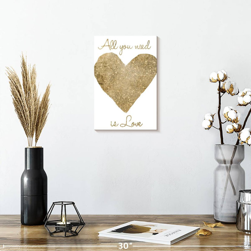 Tergel Love Is All You Need, H 12 po x l 8 po