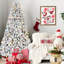 Arbre de Noël enneigé 6 pi avec 350 lumières Ul colorées, 36 pin véritable, 888 branches enneigées, conception à charnières pour une installation sans effort, support en métal avec pointes naturelles, assemblage des branches,