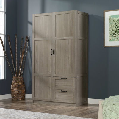 Lott Armoire