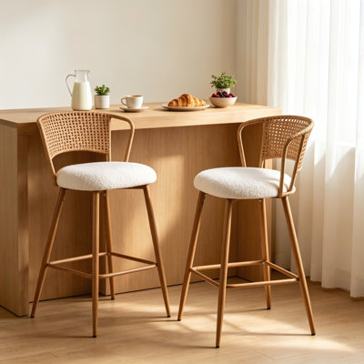 Ensemble de 2 tabourets de comptoir Boho de style Mid-Century, tabourets de bar rembourrés à dossier en rotin avec coussin crème et pieds en métal robustes pour la salle à manger de l'îlot de cuisine