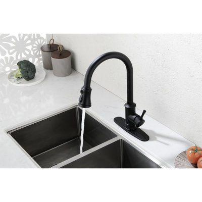 Robinet d'évier de cuisine monocommande à grande arche avec tirette, noir mat, acier inoxydable, poignée en acier à débit de 1,8 gallon par minute, débit d'arc, gallons par minute, facile à utiliser et à entretenir