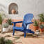 Chaise en bois avec dossier et accoudoirs-133223286