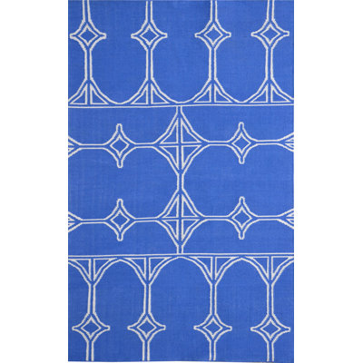 Tapis décoratif bleu tissé à la main à motif géométrique Fitchburg