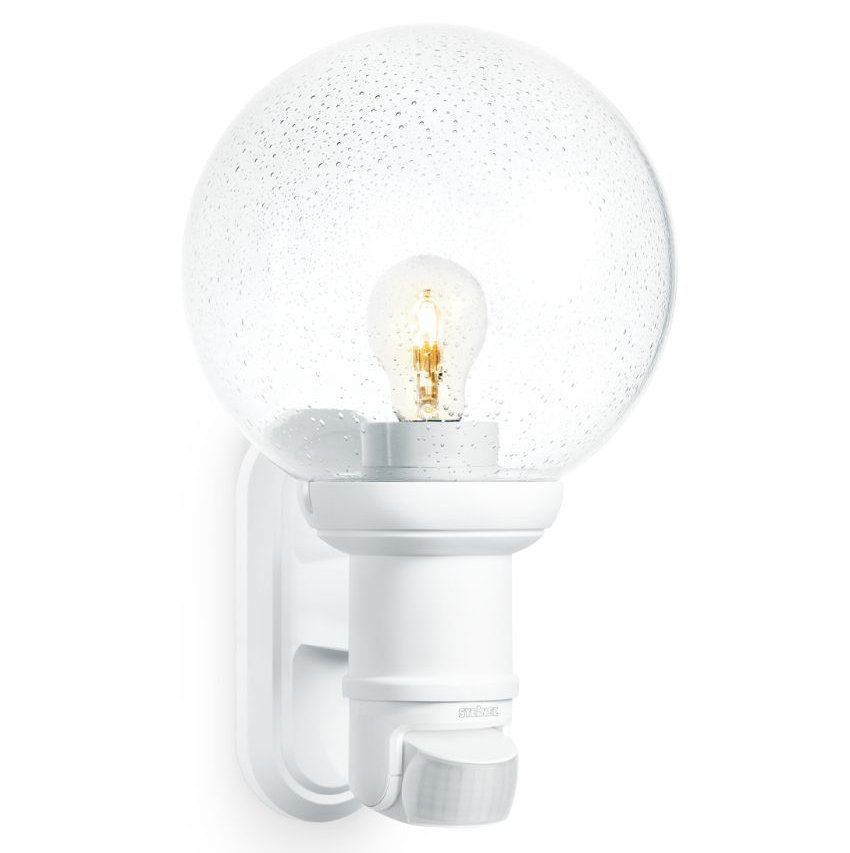 Outdoor Armed Sconce with Dusk to Dawn