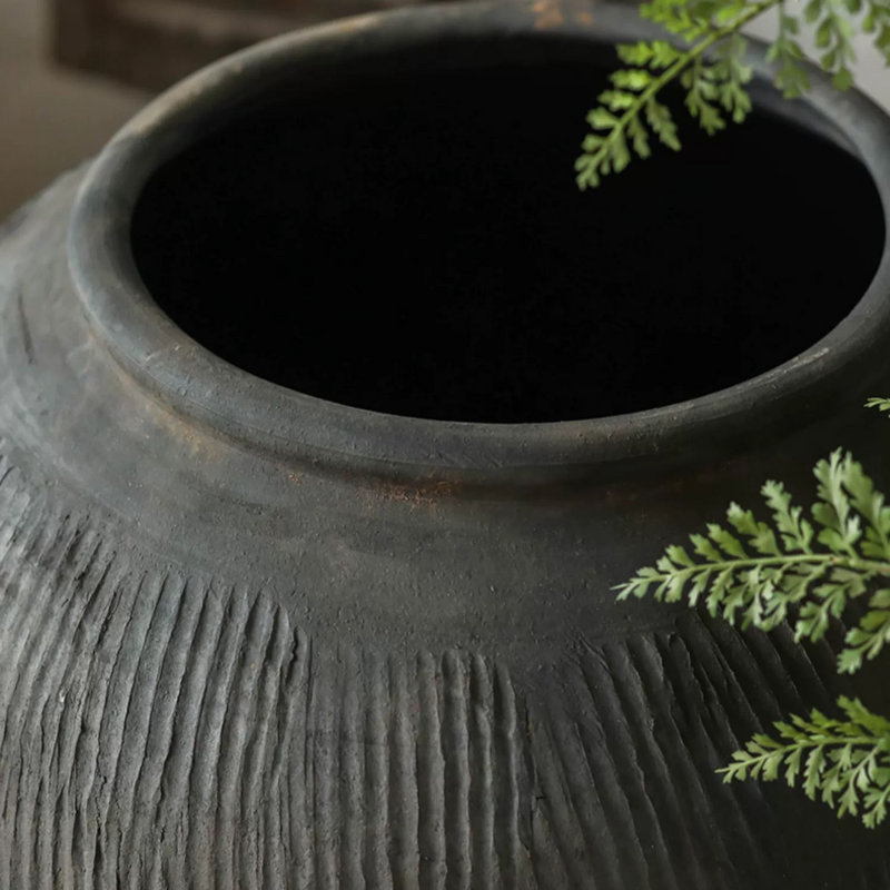 Jhanai Pot Planter, 15.7'' H x 14.17'' W x 7.48'' D