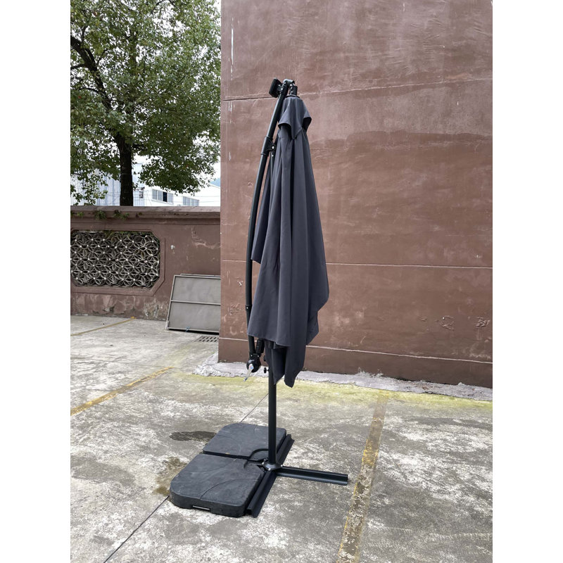 Parasol d'extérieur moderne à énergie solaire à DEL avec manivelle, Gris anthracite, H 98,4 po x l 98,4 po x P 98,4 po