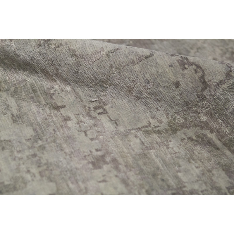Windsom Oriental Area Rug in Light Gray