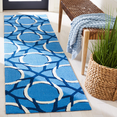 Tapis bleu à motif géométrique crocheté à la main pour l'intérieur et l'extérieur Aliz