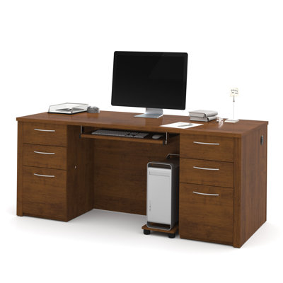 Bureau d'ordinateur Opérle