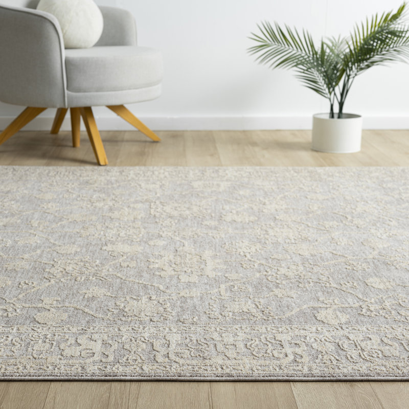 Mulay Farmhouse Floral Power-Loomed Indoor Area Rug, Silver, Rectangle 4' x 6'6"