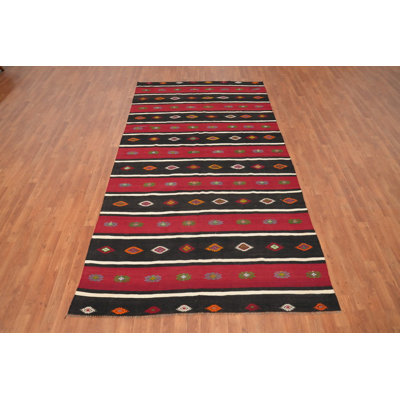 Tapis kilim rayé rouge et noir accrocheur 6 x 10