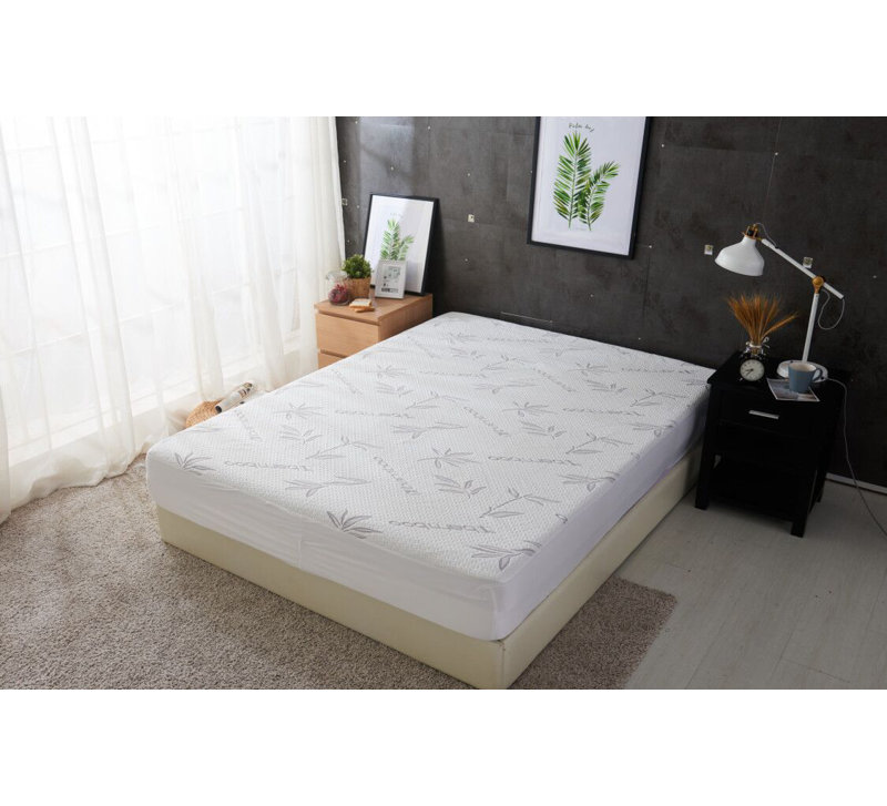 Levon Waterproof Zipper Mattress Protector Mattress Protector Case Pack, Twin