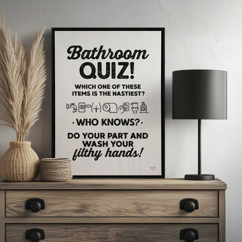 «Bathroom Quiz» par Lux + Me Designs, reproduction d'art, L 30 x H 40, Noir, Toile avec cadre