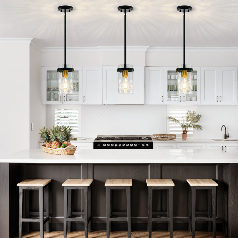  Luminaire suspendu en verre martelé pour îlot de cuisine à 1 lumière de 5,1 po Levona, Clear, Noir et or