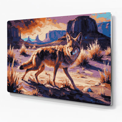 «Southwestern Animals» Coyote 12, art mural en métal mauve