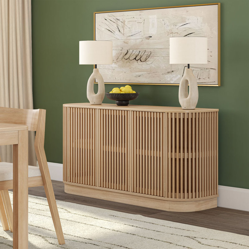 Buffet / meuble télé incurvé de 59 po avec portes à lattes Contour, Blond