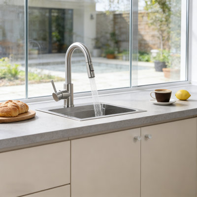 Robinet de cuisine moderne à poignée simple avec douchette extractible