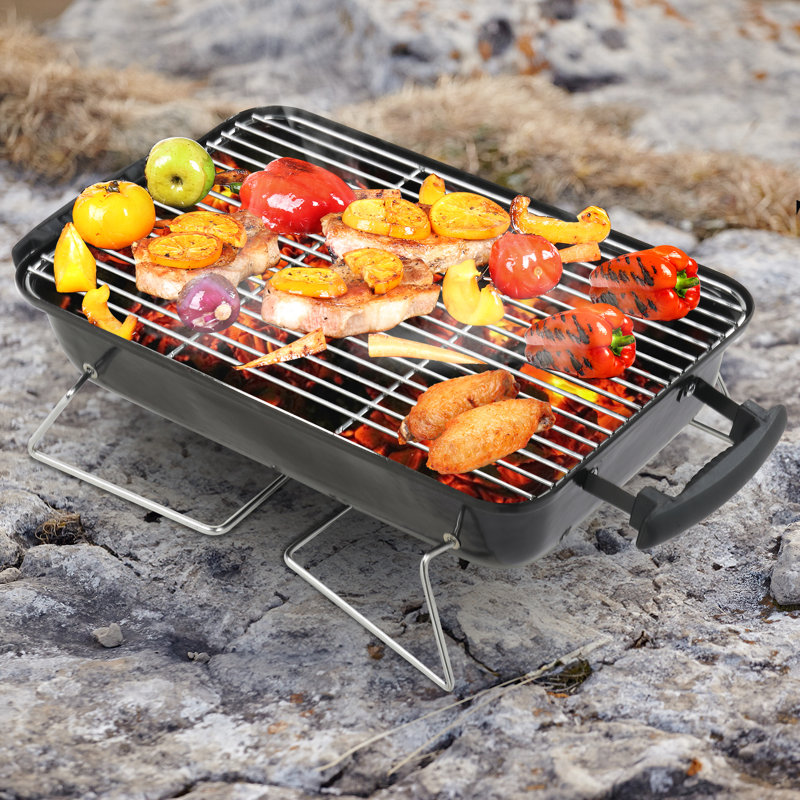 Barbecue au charbon de table compact, barbecue extérieur portable - parfait pour le camping / la plage / les pique-niques, émail résistant à la chaleur, grille antirouille, contrôle du débit d'air, pieds de support en acier inoxydable stables