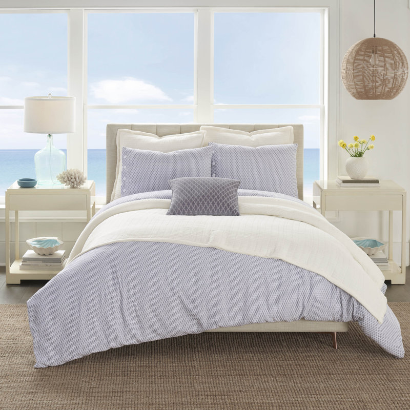 Southern Tide Carolina Falls Comforter Set, King Comforter + 2 King Pillow Shams