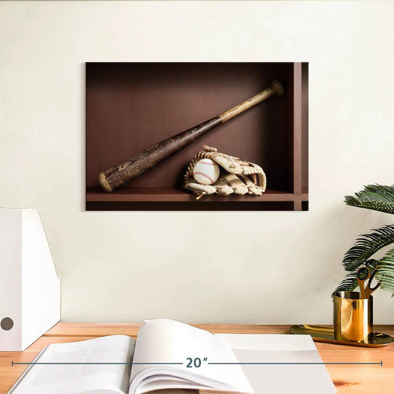 Sireci Old Time Baseball, 8" H x 12" W
