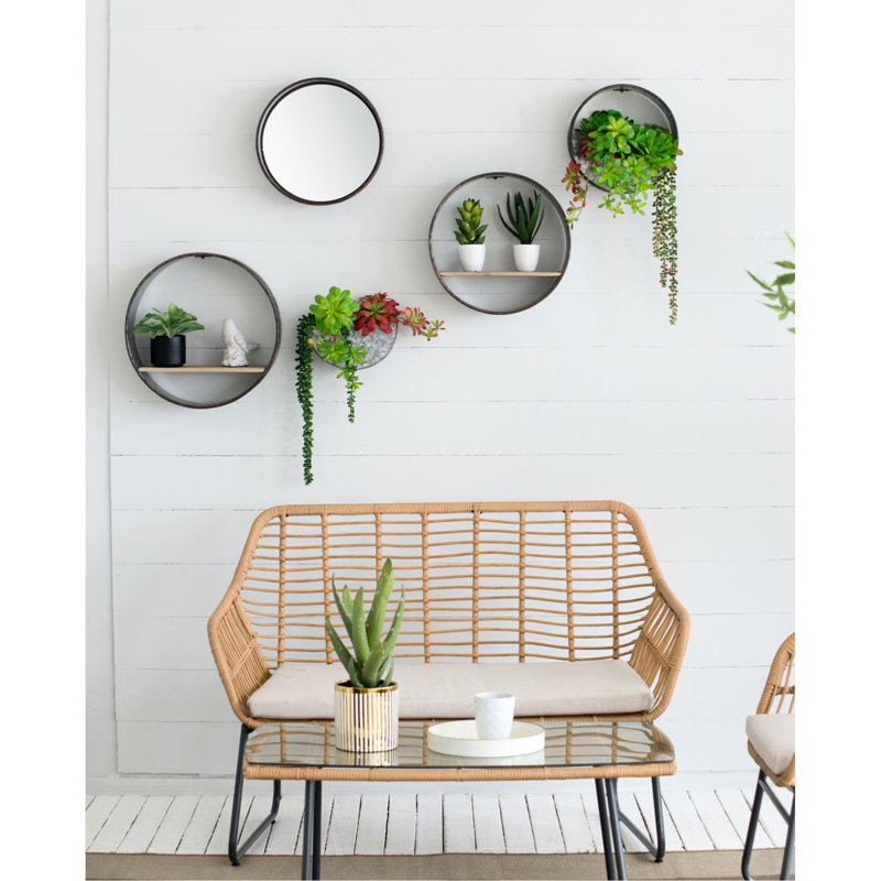 Curieux pot à fleurs mural en fer gris, comprenant différentes formes de poches et tablettes en bois pour un ensemble de coins de jardin en fer galvanisé avec plusieurs options Creative Gardens