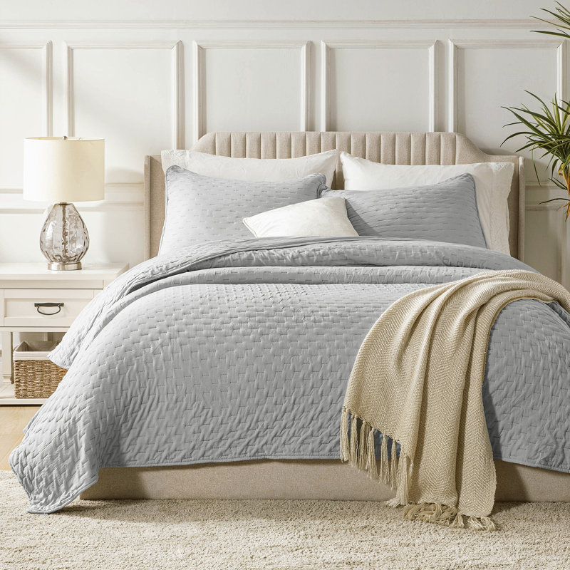 Polyester Quilt Set, Light Gray, Queen Quilt + 2 Pillowcases
