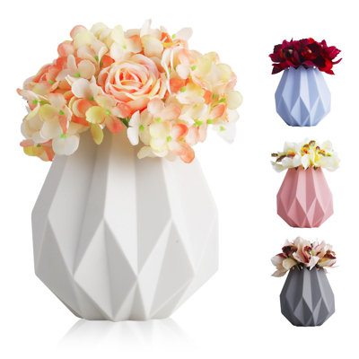 Curtavious Ceramic / Porcelain Floor Vase